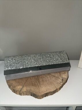 Silver sparkly clutch